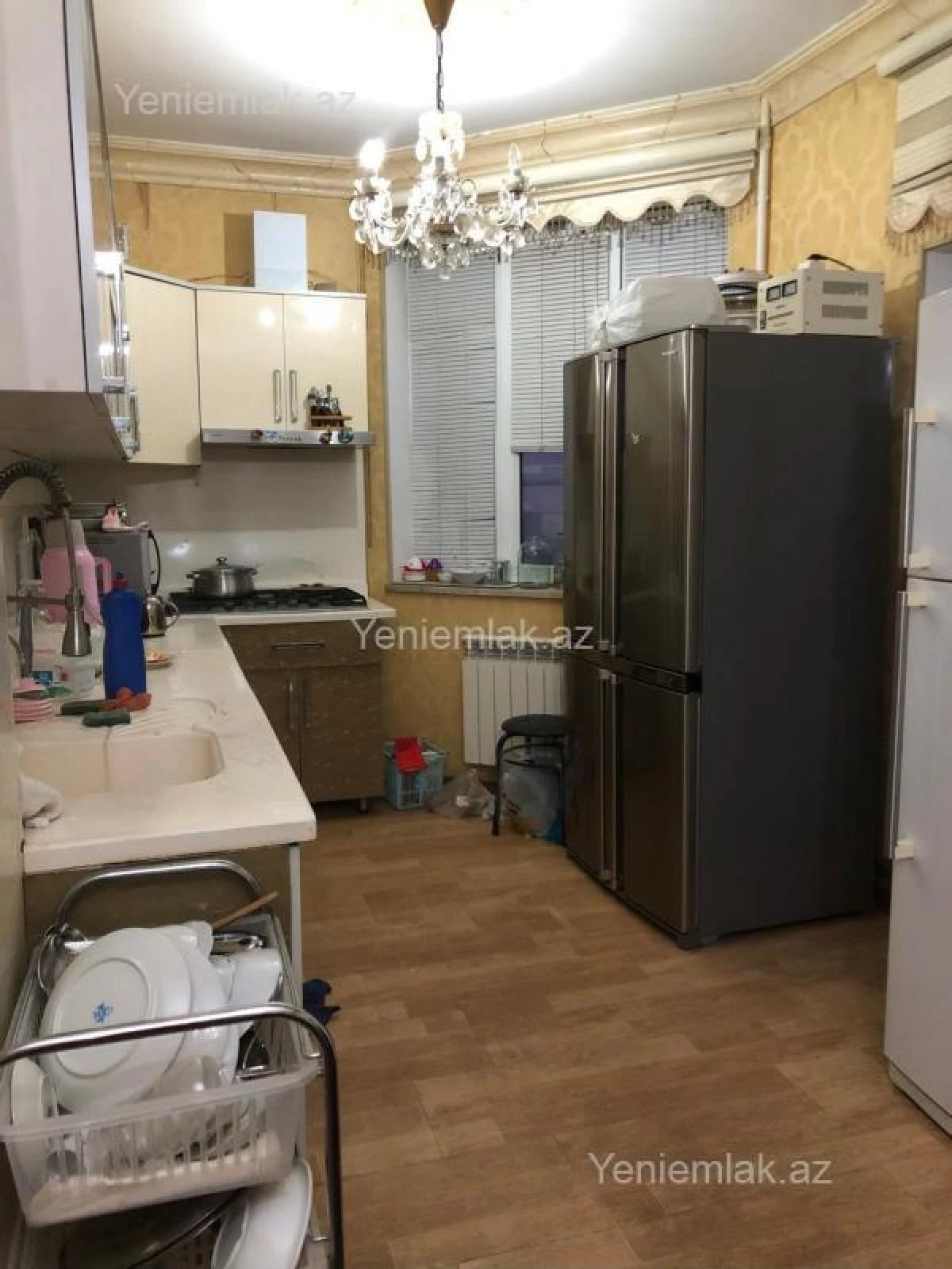 Satılır 4 otaqlı yeni tikili 180 m²