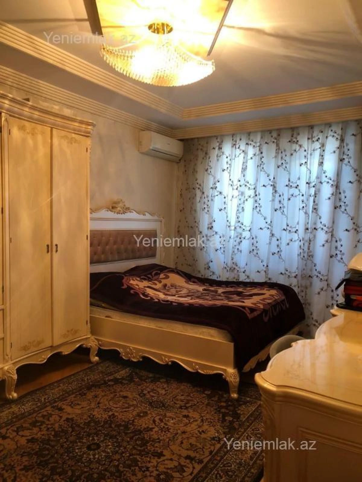 Satılır 4 otaqlı yeni tikili 180 m²