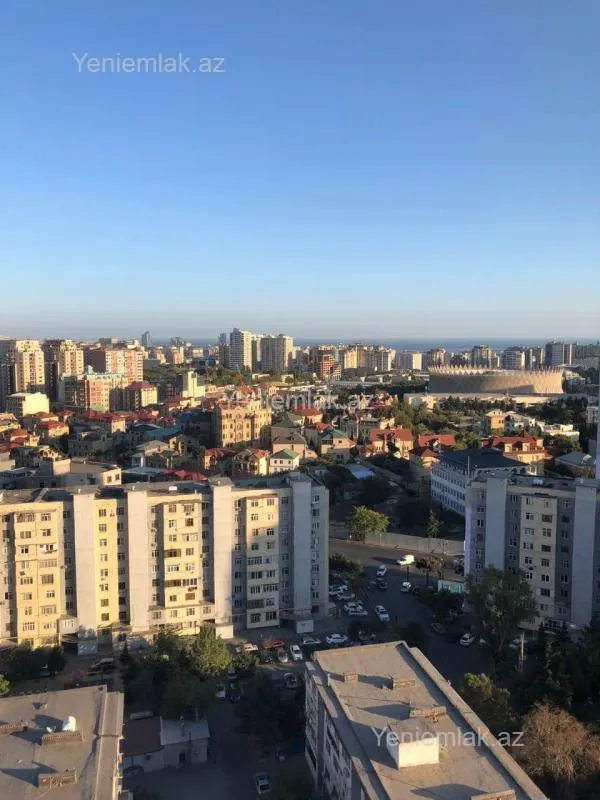 Satılır 4 otaqlı yeni tikili 180 m²
