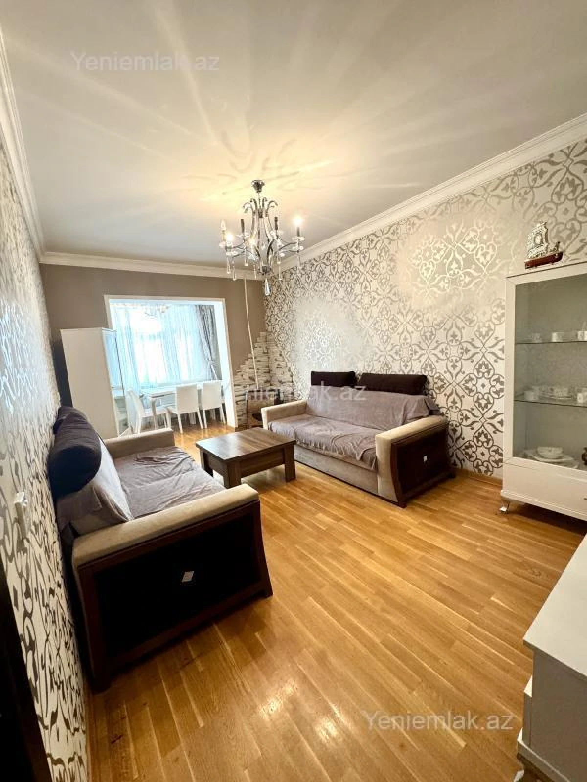 Satılır 3 otaqlı köhnə tikili 80 m²