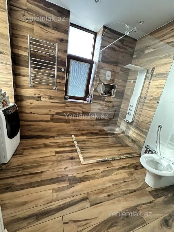 Satılır 5 otaqlı yeni tikili 211 m²