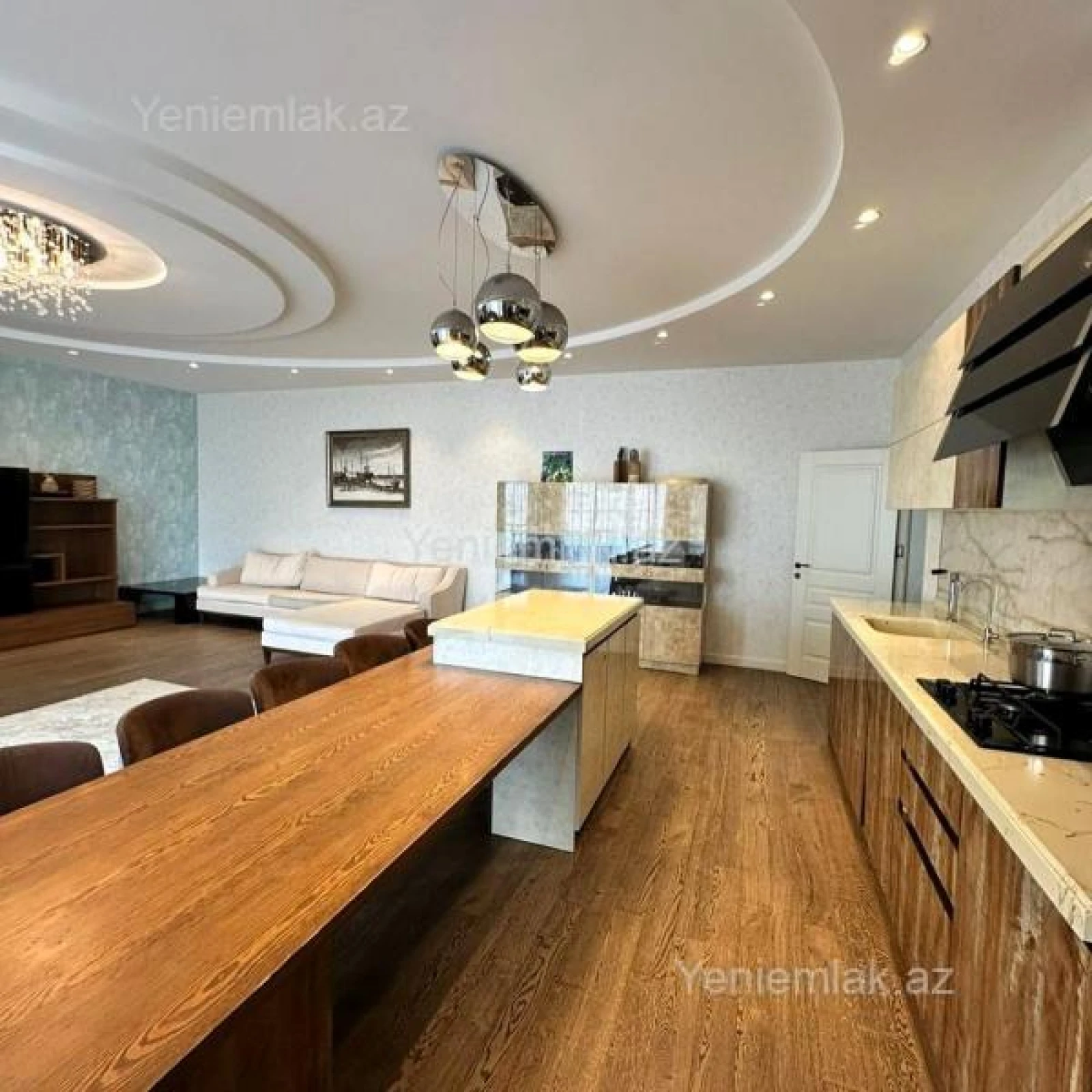 Satılır 5 otaqlı yeni tikili 211 m²