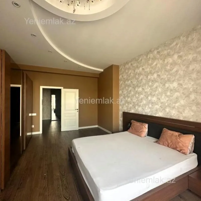 Satılır 5 otaqlı yeni tikili 211 m²