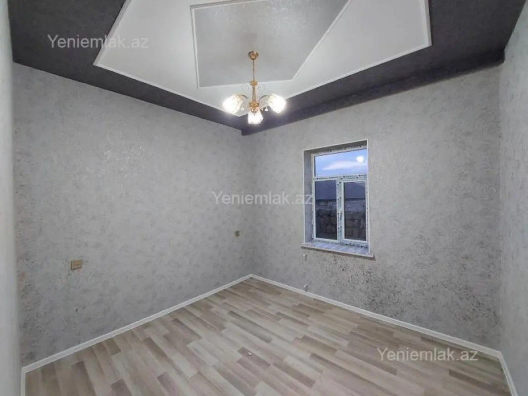 Satılır 4 otaqlı həyət evi 100 m²