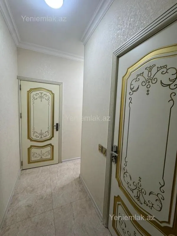 Satılır 2 otaqlı köhnə tikili 55 m²