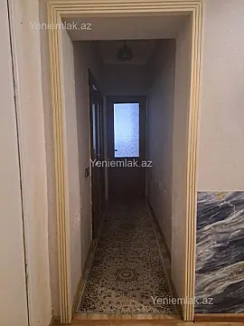 Satılır 4 otaqlı köhnə tikili 105 m²