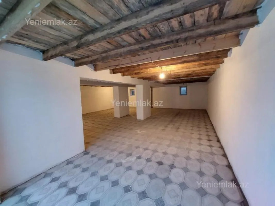 Satılır 4 otaqlı həyət evi 210 m²