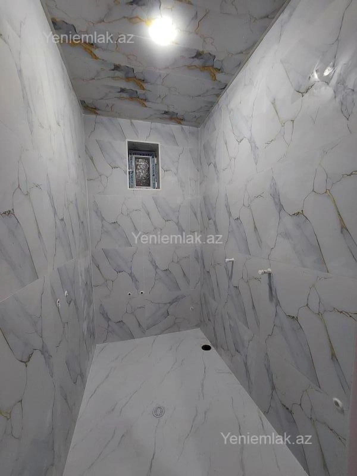 Satılır 4 otaqlı həyət evi 210 m²