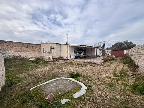 Satılır 4 otaqlı həyət evi 120 m²