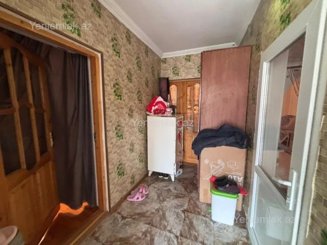 Satılır 4 otaqlı həyət evi 120 m²