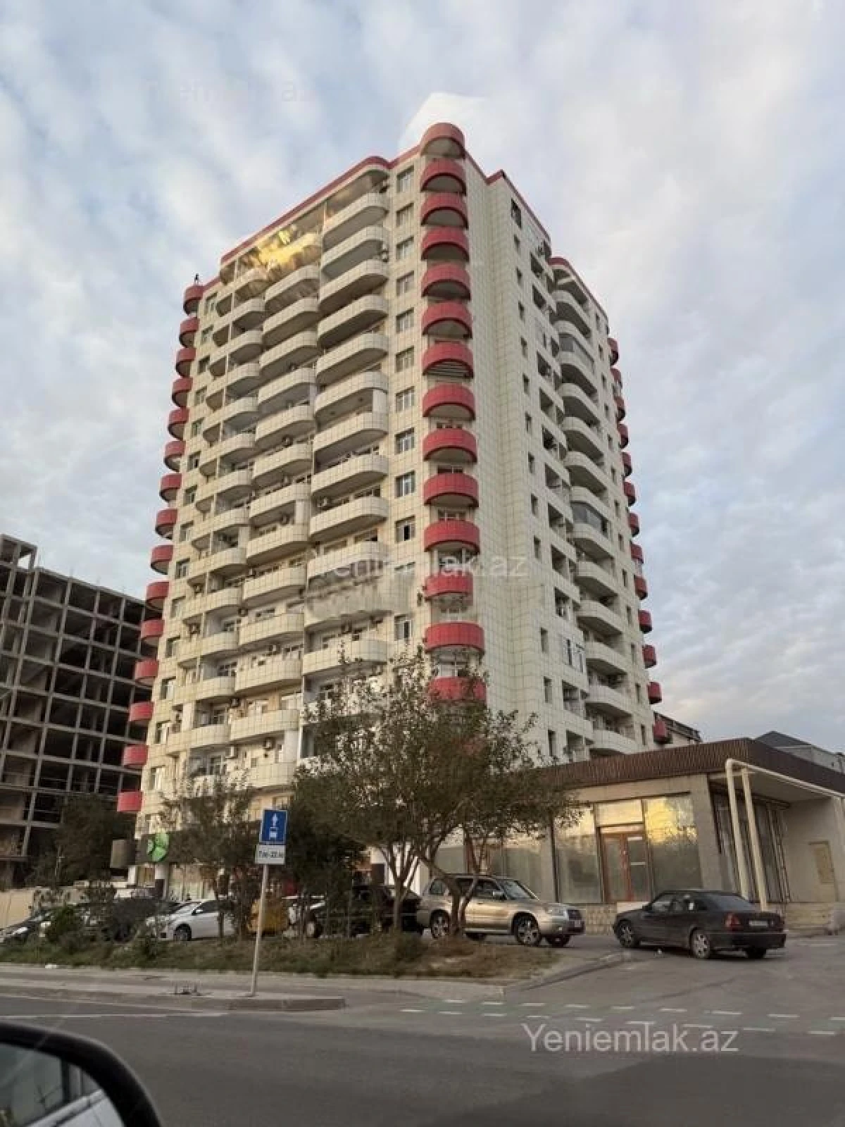 Satılır 4 otaqlı yeni tikili 168 m²