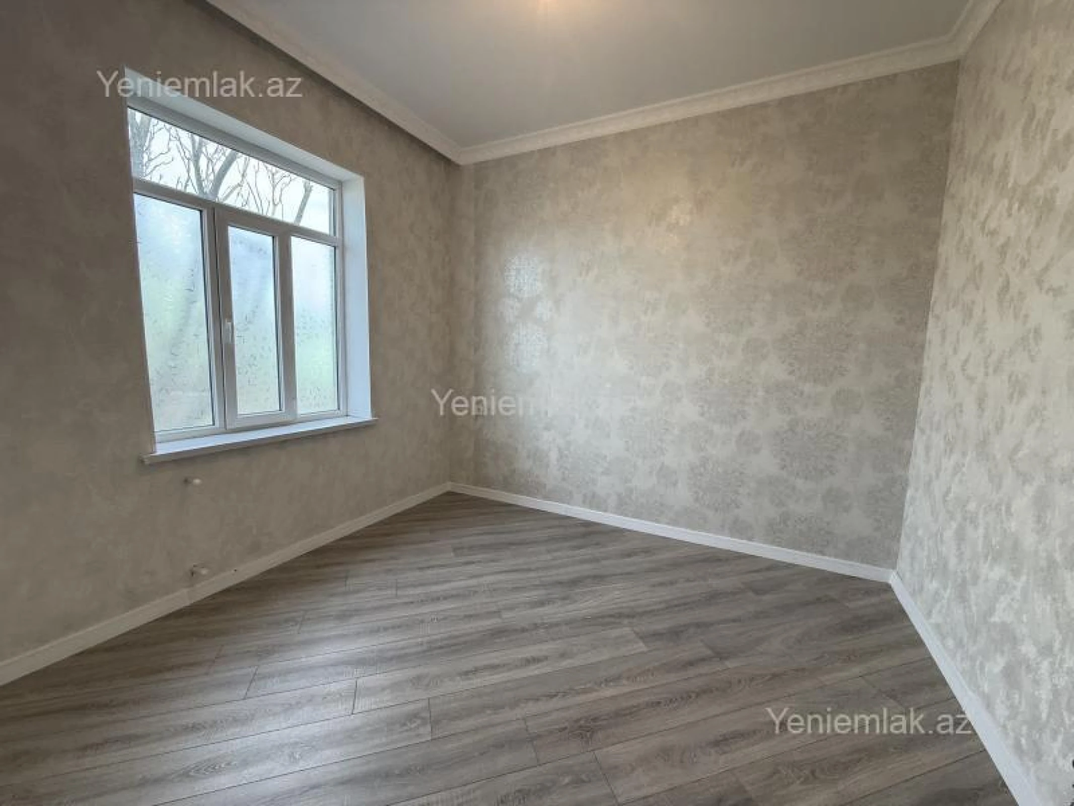 Satılır 3 otaqlı həyət evi 100 m²