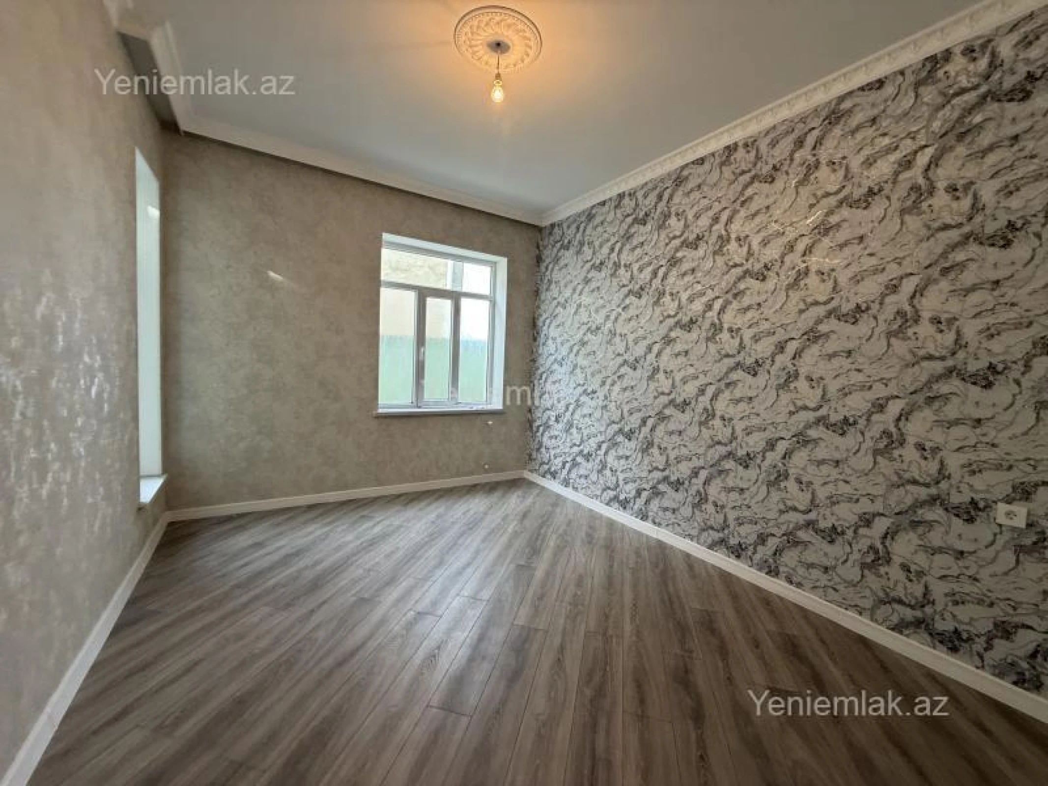 Satılır 3 otaqlı həyət evi 100 m²