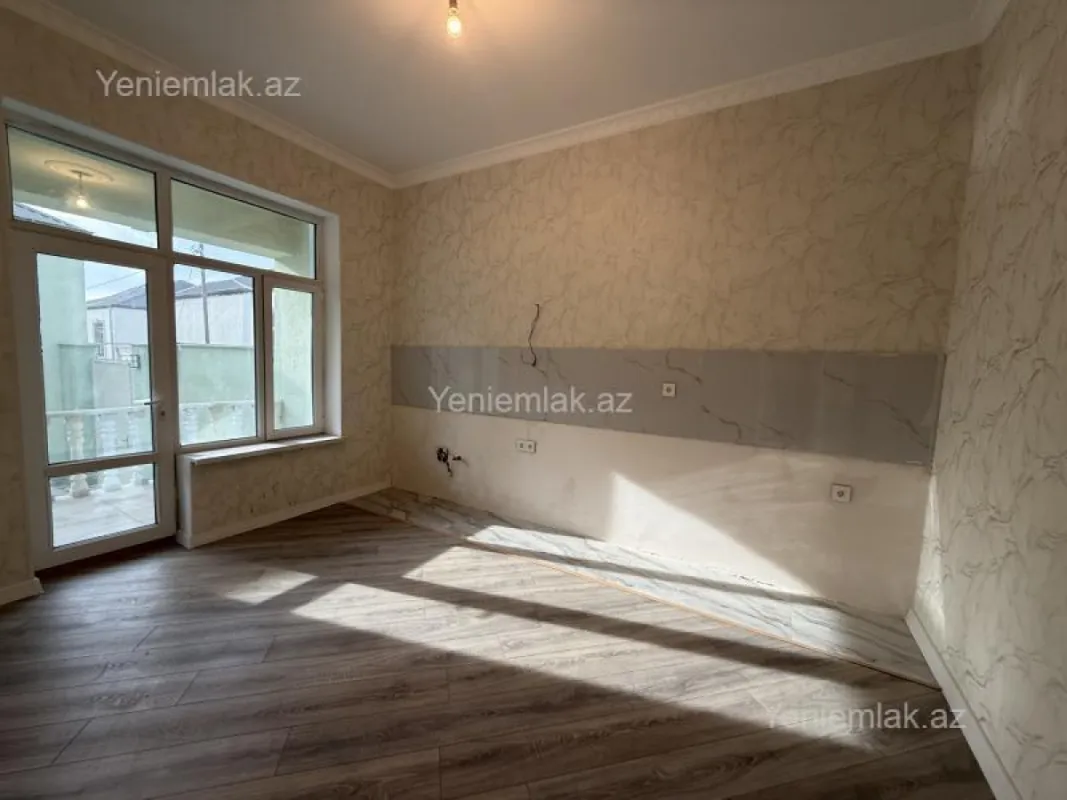 Satılır 3 otaqlı həyət evi 100 m²