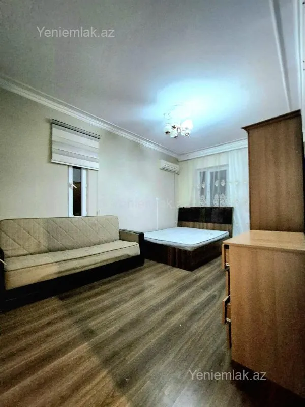 Satılır 2 otaqlı köhnə tikili 40 m²