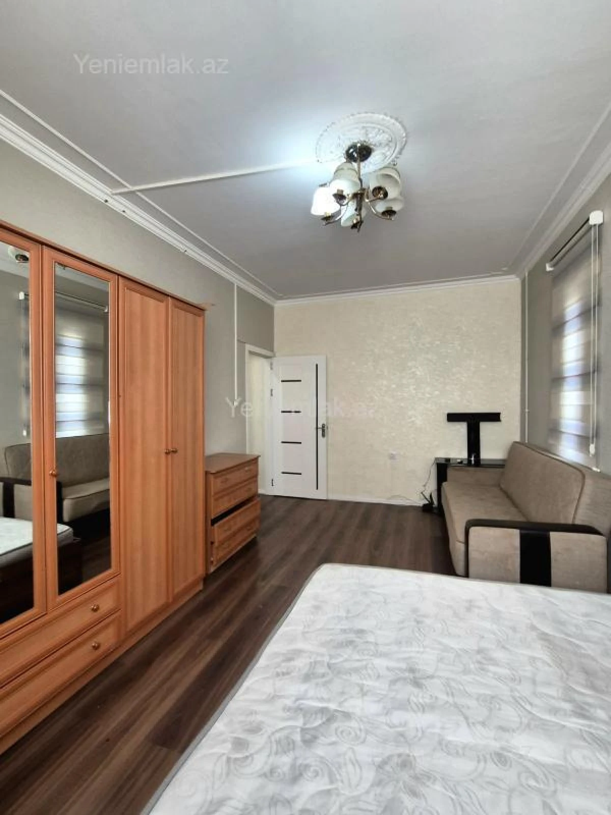 Satılır 2 otaqlı köhnə tikili 40 m²