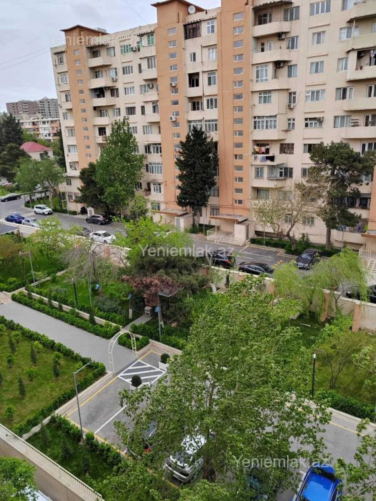 Satılır 2 otaqlı köhnə tikili 40 m²