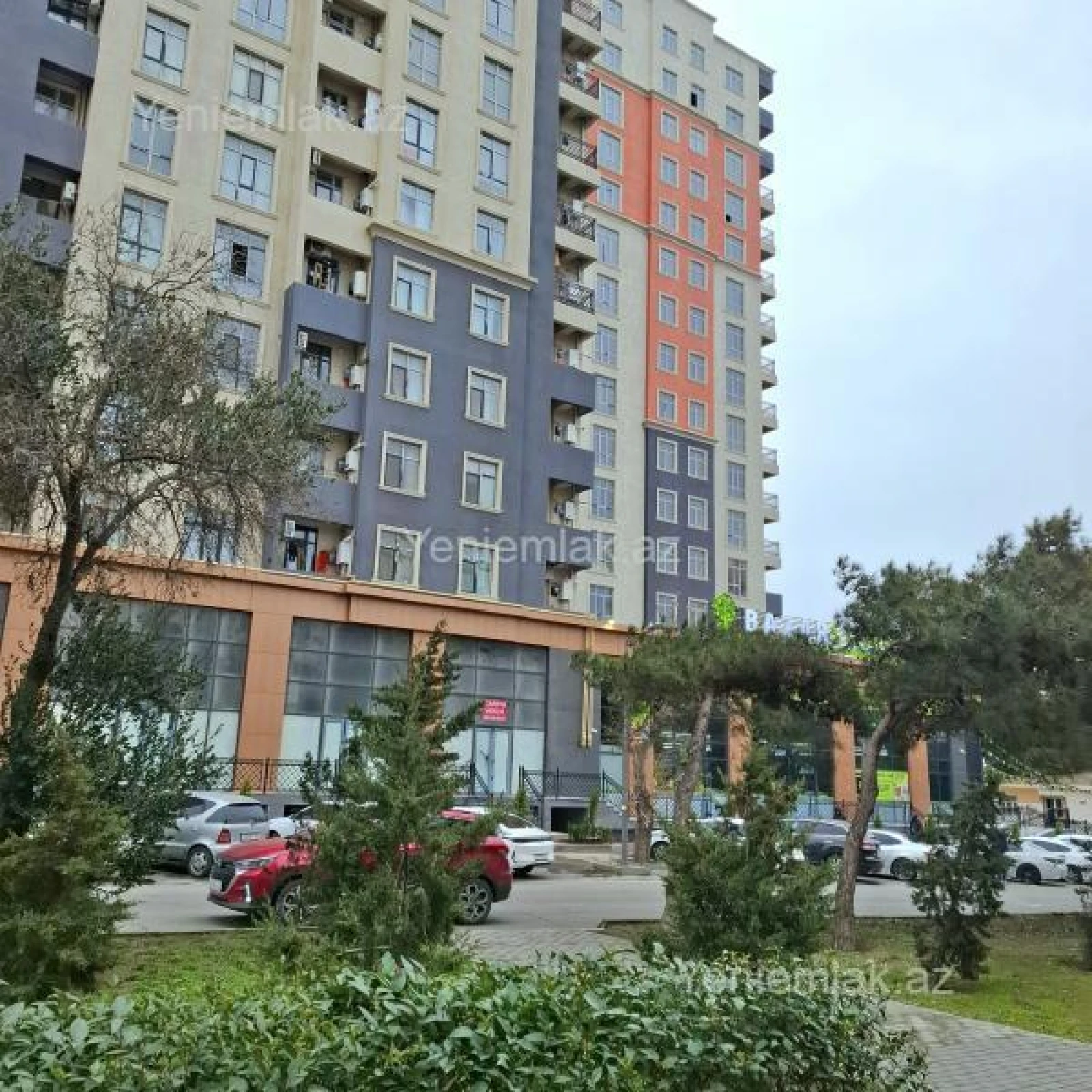Satılır 2 otaqlı yeni tikili 64 m²