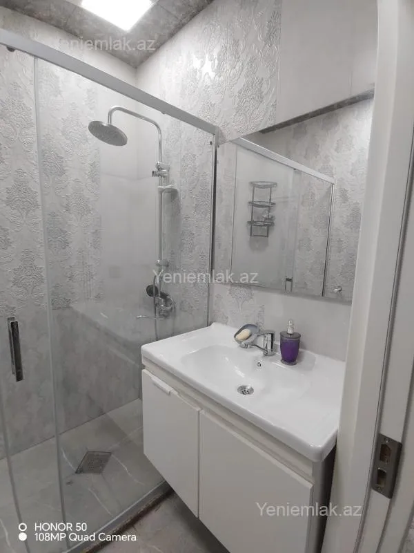 Satılır 3 otaqlı yeni tikili 117 m²