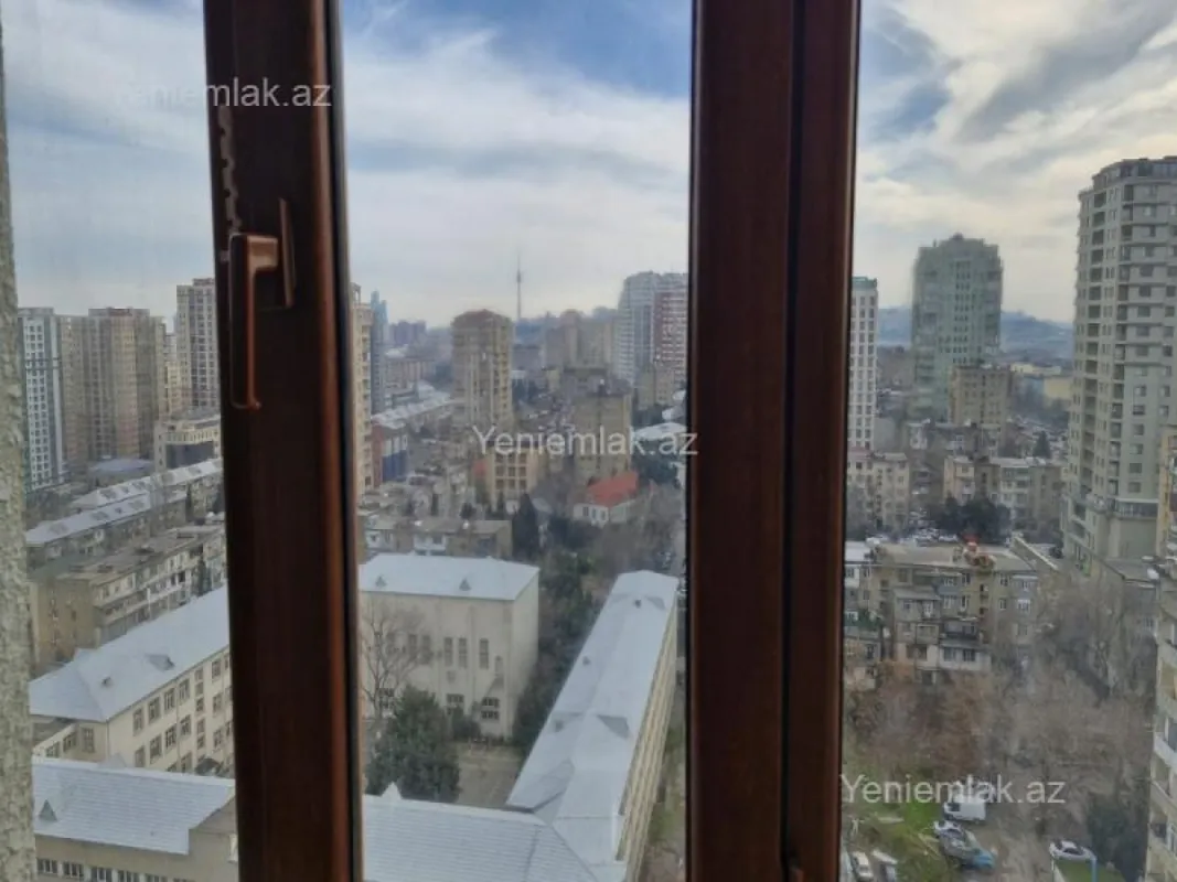 Satılır 2 otaqlı yeni tikili 65 m²