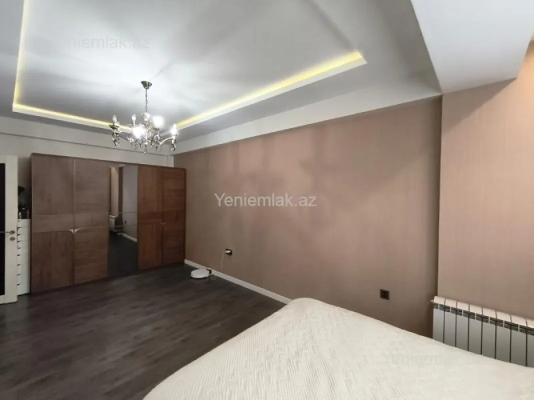 Satılır 3 otaqlı yeni tikili 122 m²