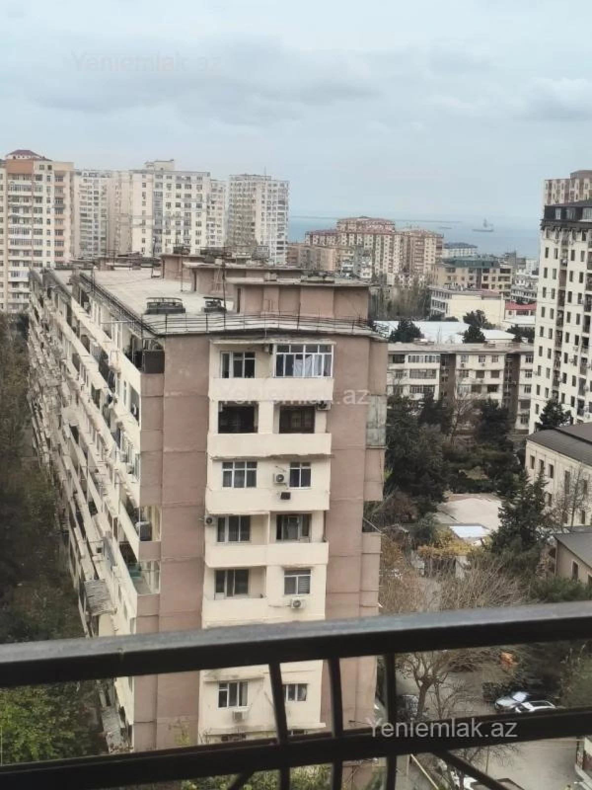 Satılır 3 otaqlı yeni tikili 122 m²
