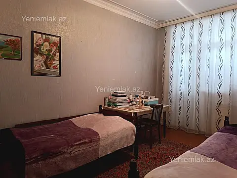 Satılır 5 otaqlı köhnə tikili 131 m²