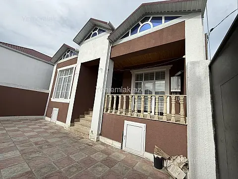 Satılır 3 otaqlı həyət evi 100 m²