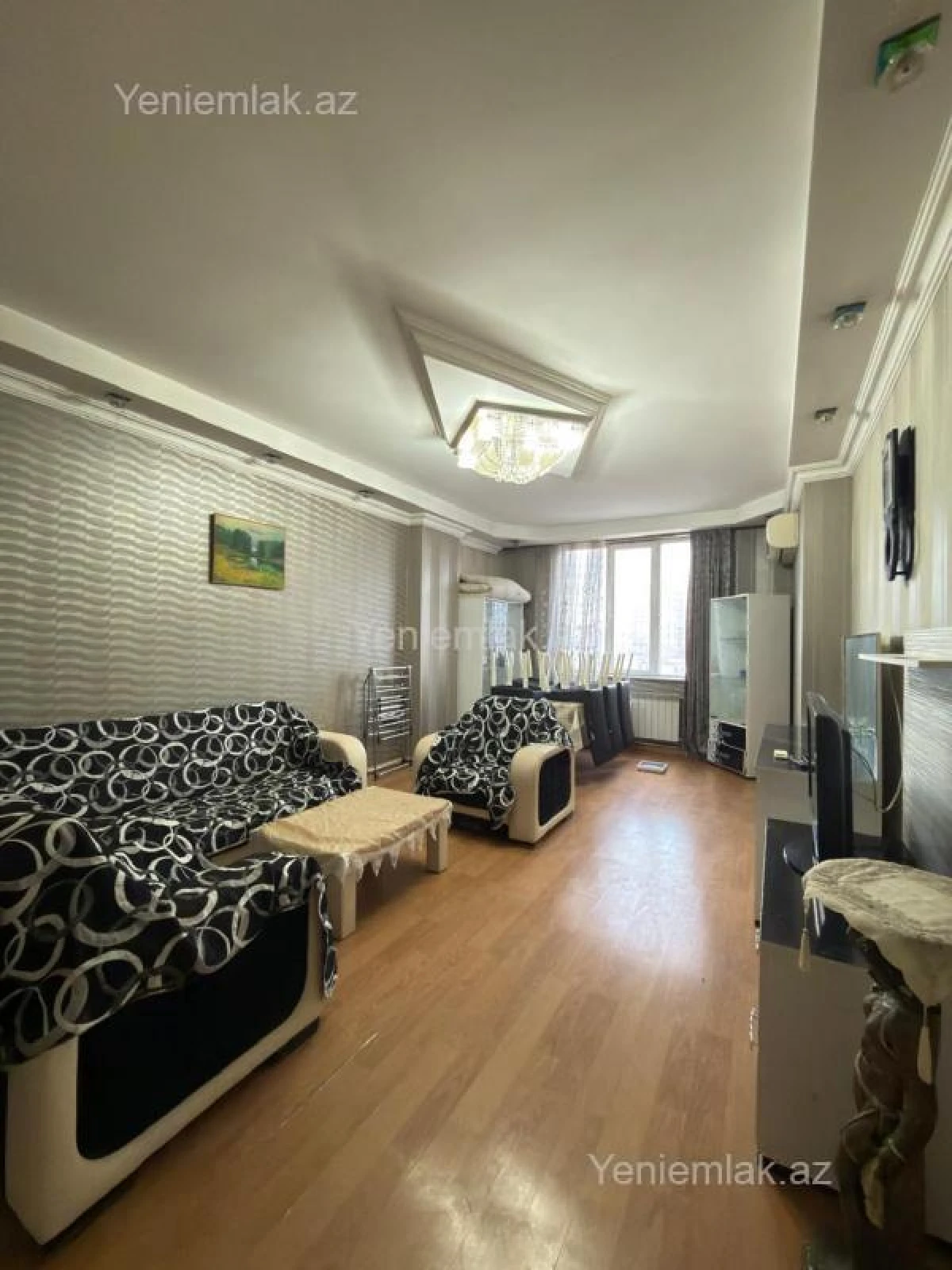 Satılır 3 otaqlı yeni tikili 100 m²