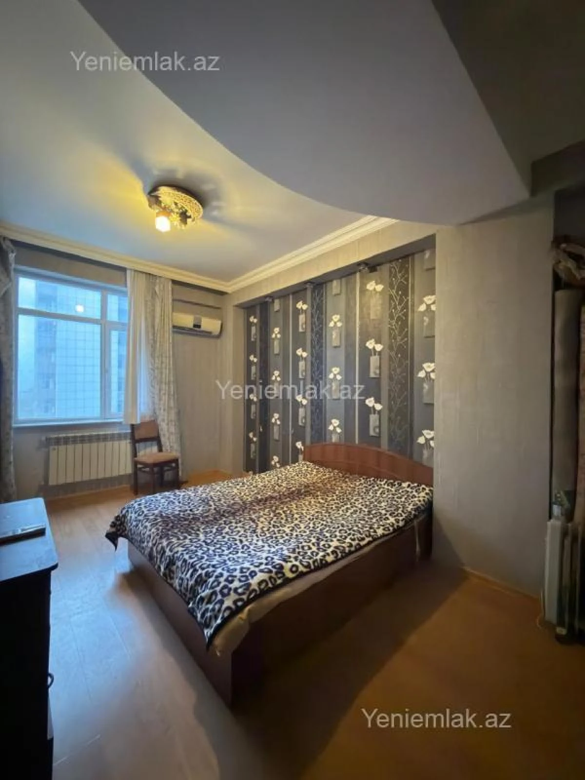 Satılır 3 otaqlı yeni tikili 100 m²