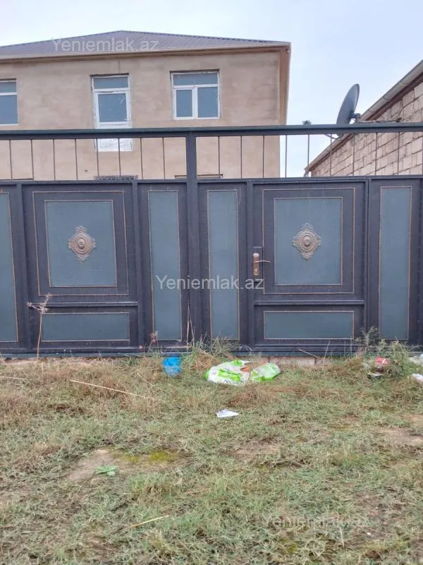 Satılır 5 otaqlı həyət evi 160 m²