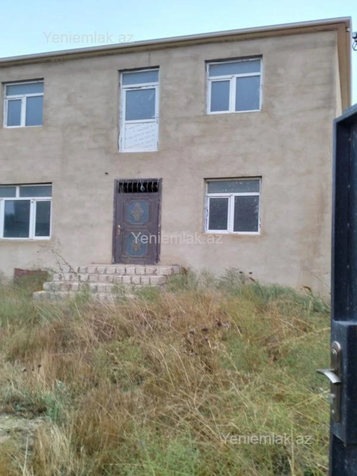 Satılır 5 otaqlı həyət evi 160 m²