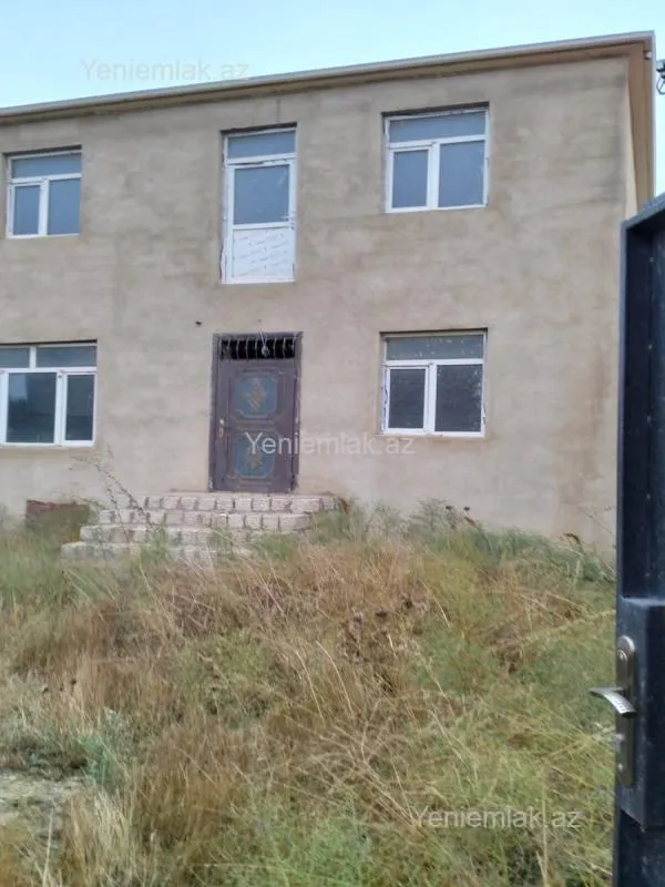 Satılır 5 otaqlı həyət evi 160 m²