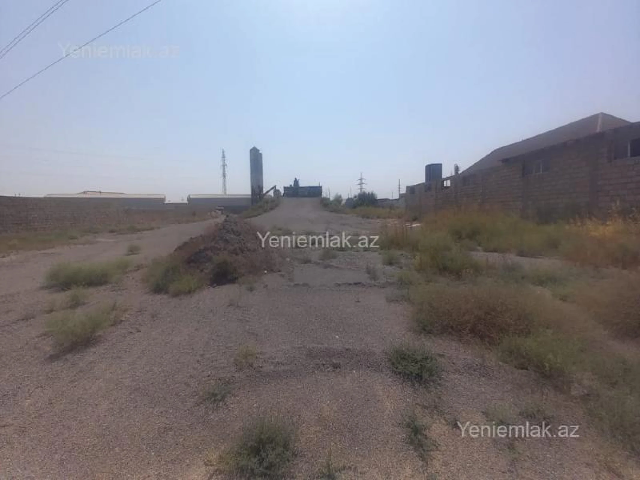 Satılır 2 otaqlı obyekt 200 m²