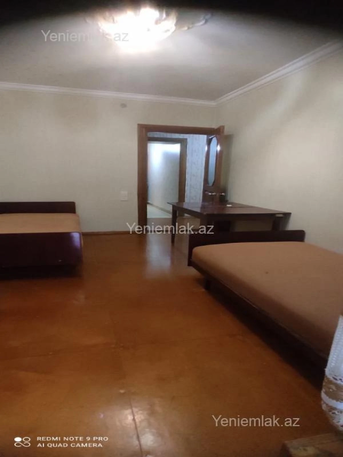 Satılır 3 otaqlı köhnə tikili 85 m²