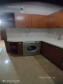 Satılır 3 otaqlı köhnə tikili 85 m²