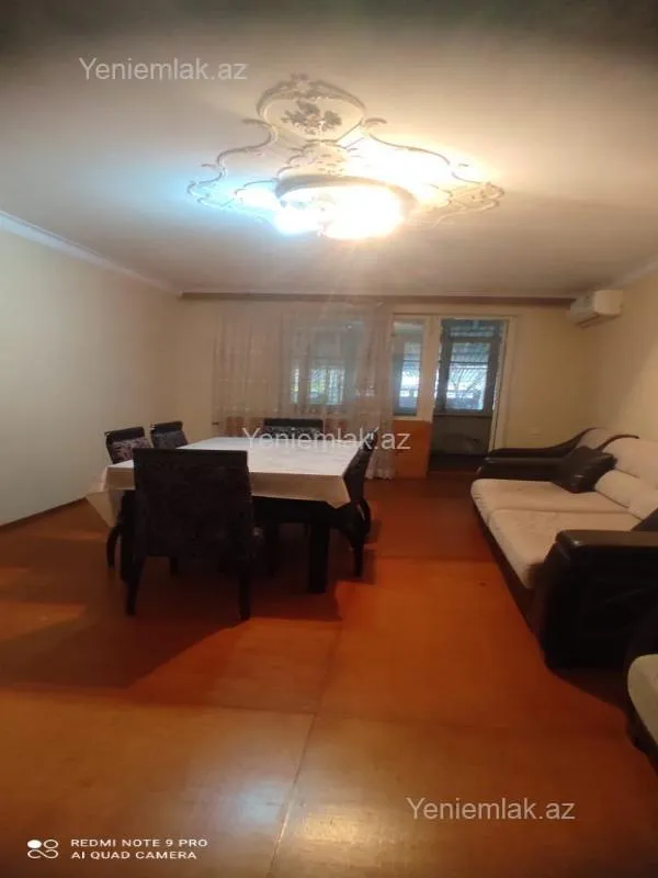 Satılır 3 otaqlı köhnə tikili 85 m²