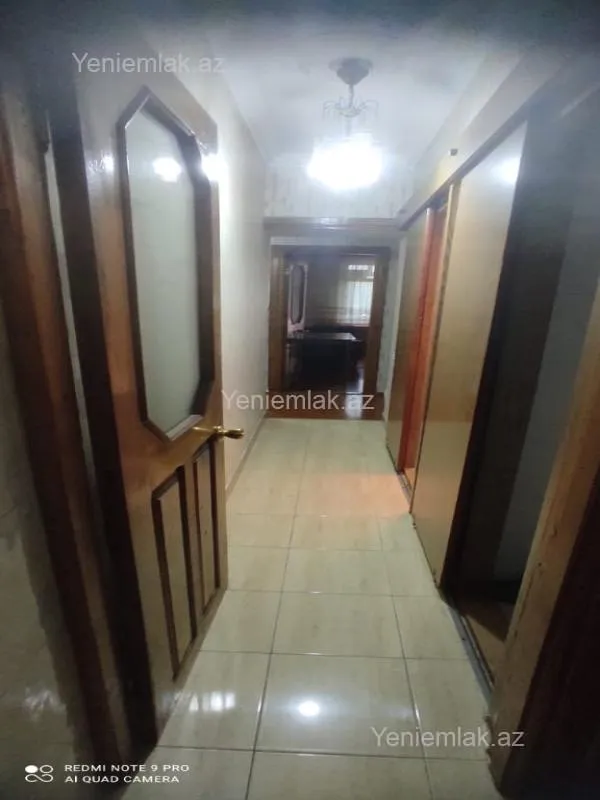 Satılır 3 otaqlı köhnə tikili 85 m²