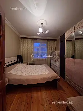 Satılır 2 otaqlı köhnə tikili 76 m²