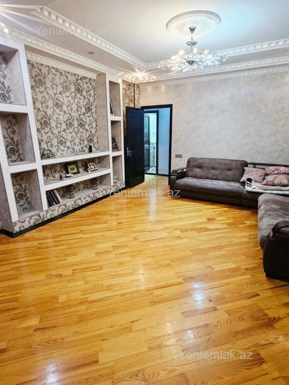 Satılır 3 otaqlı yeni tikili 85 m²