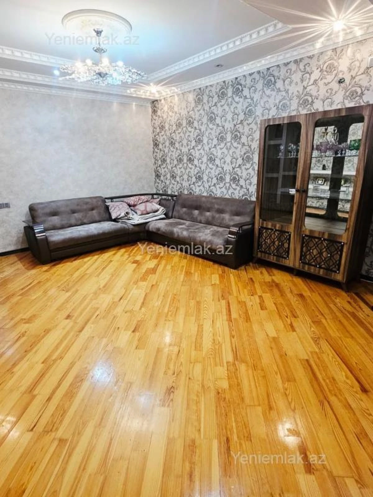 Satılır 3 otaqlı yeni tikili 85 m²