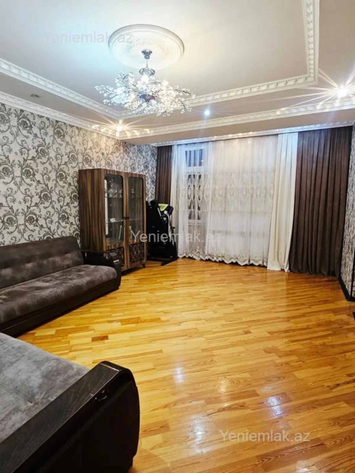 Satılır 3 otaqlı yeni tikili 85 m²