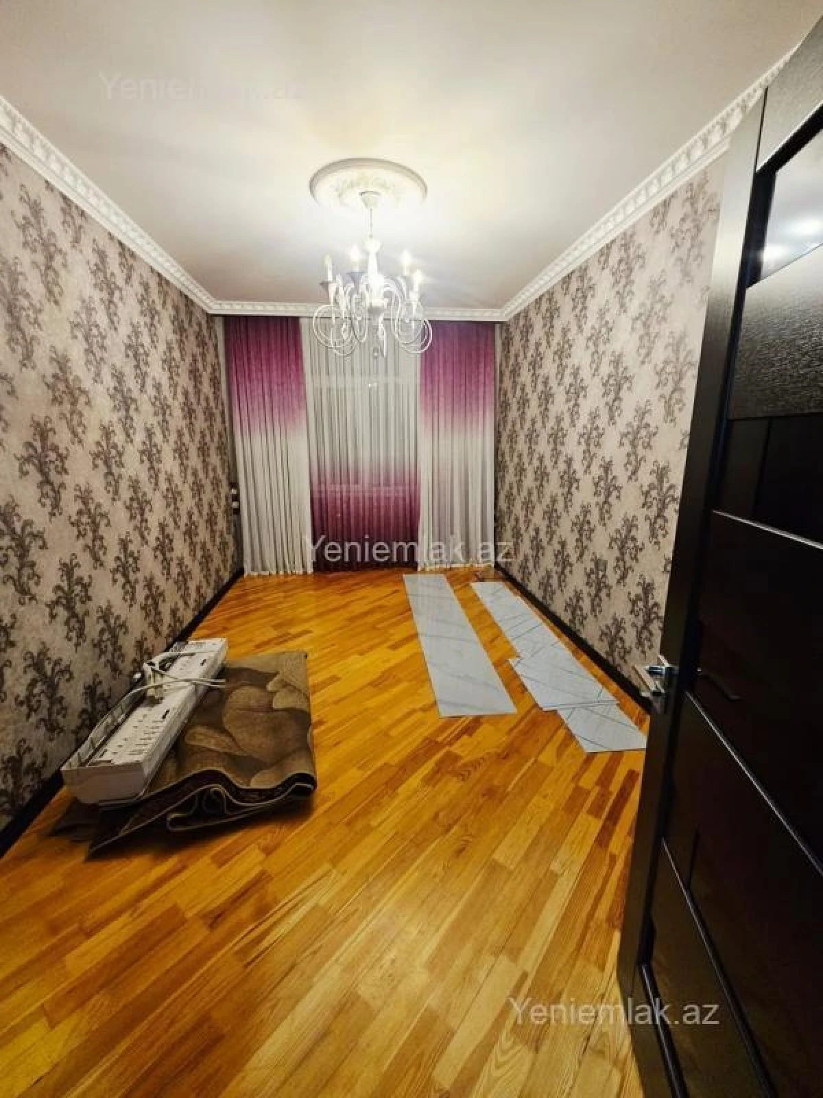 Satılır 3 otaqlı yeni tikili 85 m²