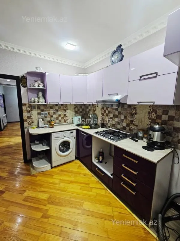 Satılır 3 otaqlı yeni tikili 85 m²