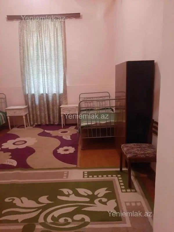 Satılır 2 otaqlı köhnə tikili 50 m²