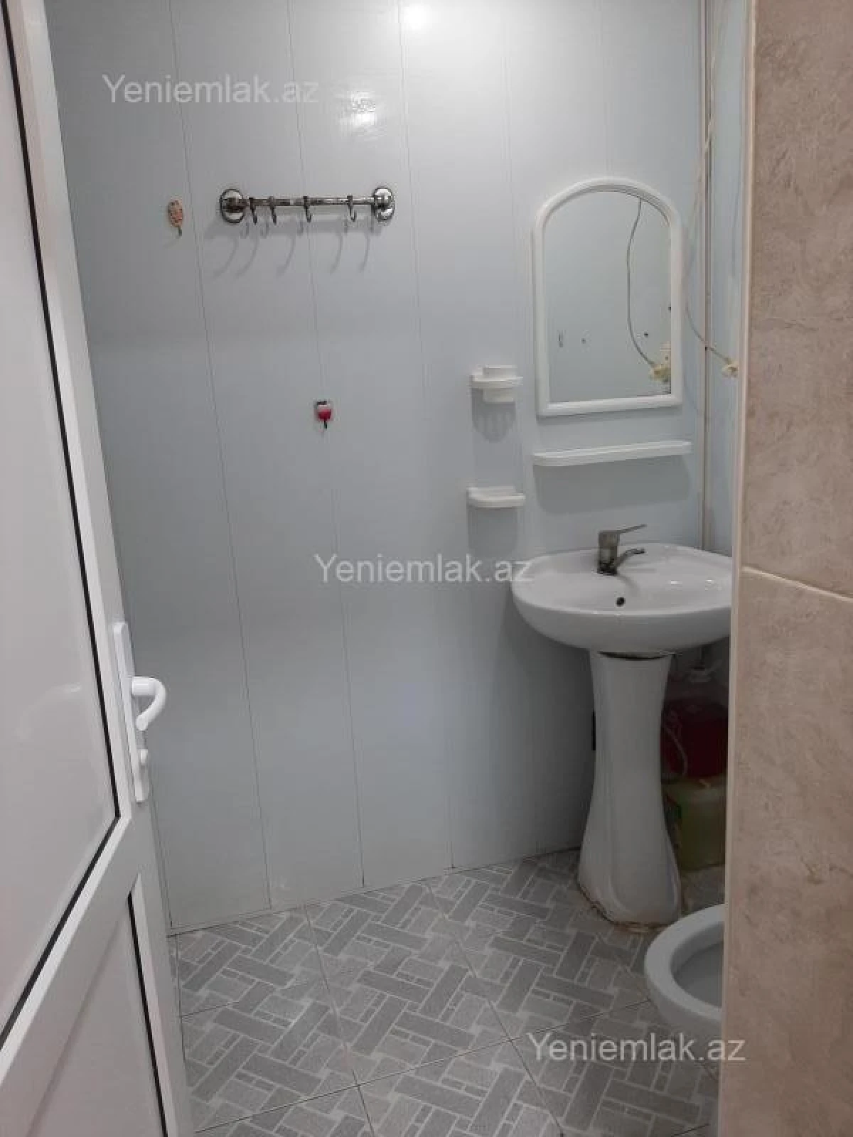 Satılır 2 otaqlı köhnə tikili 50 m²