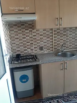 Satılır 2 otaqlı köhnə tikili 50 m²