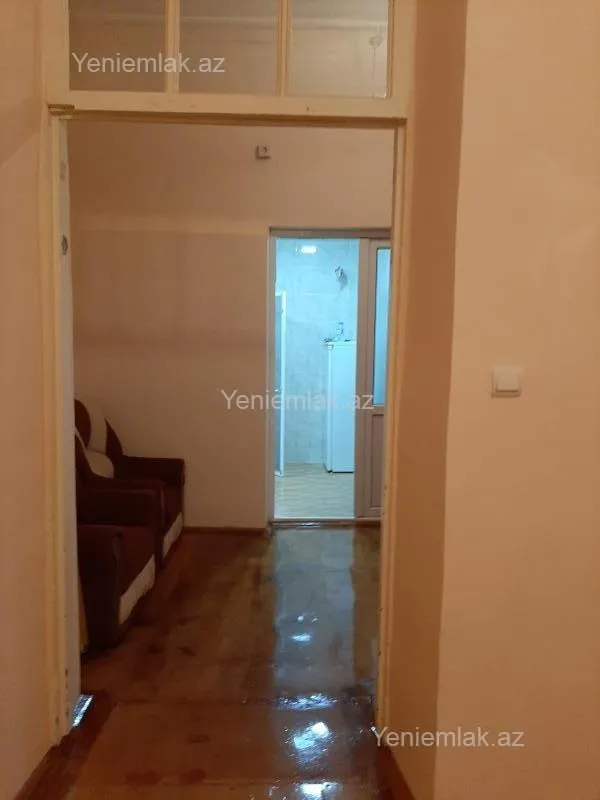Satılır 2 otaqlı köhnə tikili 50 m²
