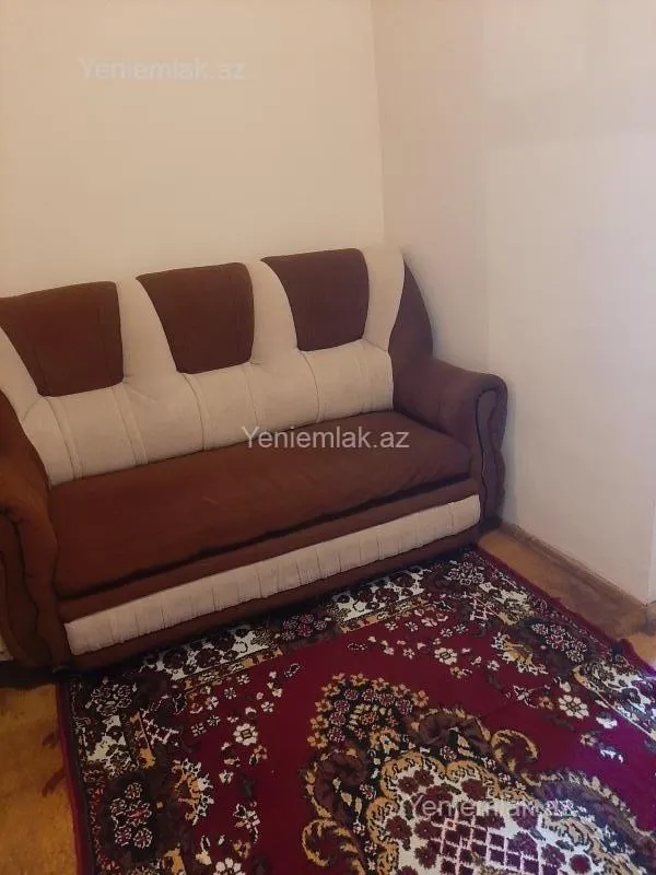 Satılır 2 otaqlı köhnə tikili 50 m²