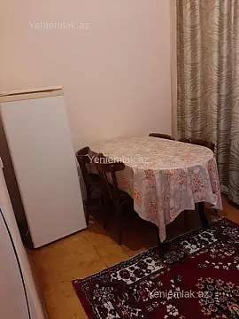 Satılır 2 otaqlı köhnə tikili 50 m²